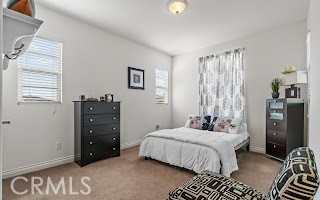 https://media.crmls.org/medias/217dcd28-0dc3-4020-bb2b-9fe3344085d9.jpg?preset=X-Large