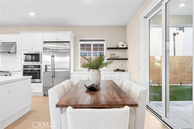 Detail Gallery Image 11 of 37 For 126 Scale, Irvine,  CA 92618 - 4 Beds | 4 Baths