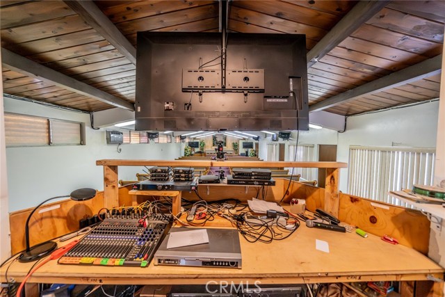 711 W C, Colton CA: https://media.crmls.org/medias/217f48c5-4506-4a8d-8595-15b16075e209.jpg