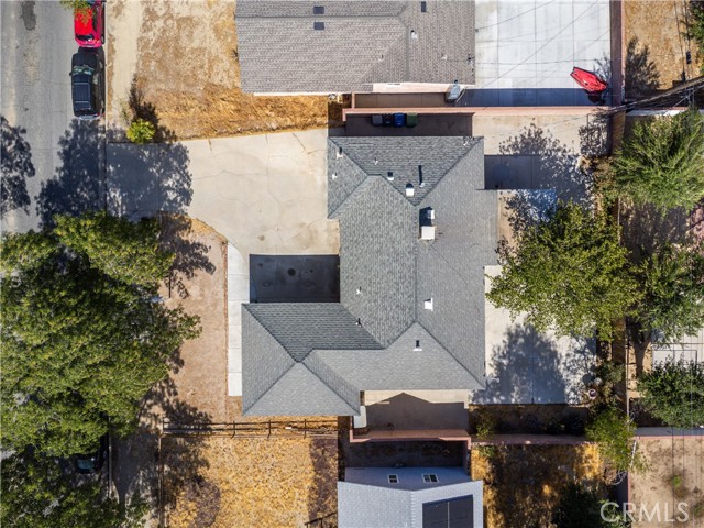 438 E Avenue R5, Palmdale CA: https://media.crmls.org/medias/217f86de-9c83-4589-a658-7e95efd9c2c8.jpg