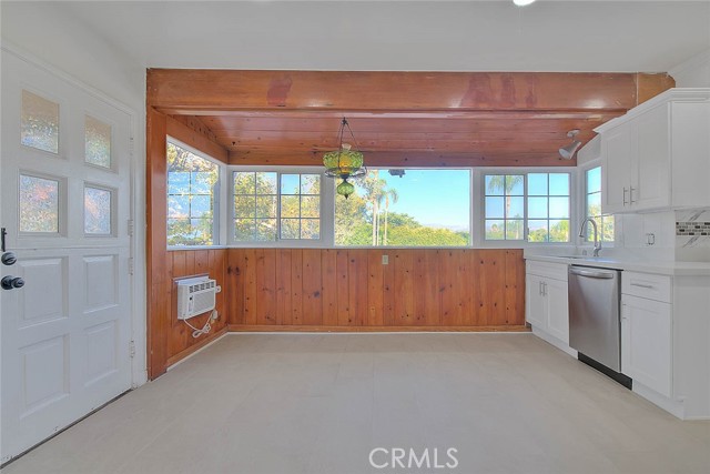 Detail Gallery Image 19 of 60 For 145 S Vista Grande, a,  Anaheim Hills,  CA 92807 - 3 Beds | 2 Baths