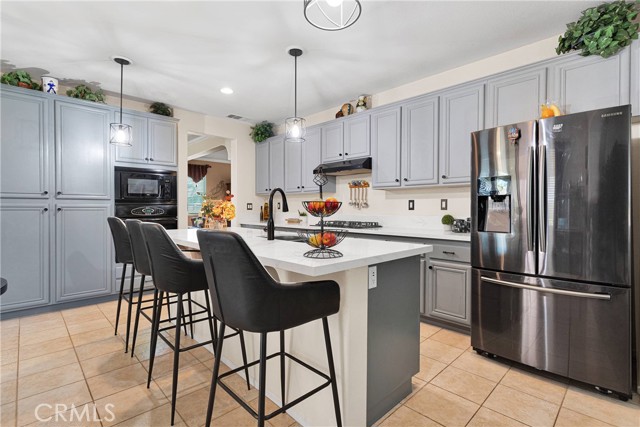 Detail Gallery Image 12 of 42 For 12282 Martinique St, Victorville,  CA 92392 - 4 Beds | 3 Baths
