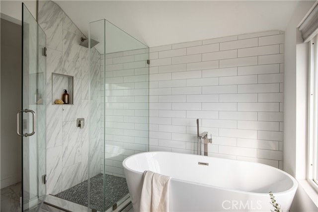 Detail Gallery Image 11 of 32 For 4205 Blanchard St, Los Angeles,  CA 90063 - 5 Beds | 3 Baths