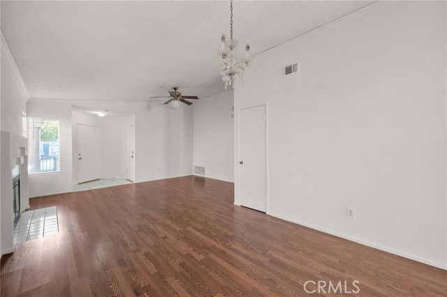 Detail Gallery Image 10 of 29 For 11864 Perlita, Fontana,  CA 92337 - 3 Beds | 2 Baths