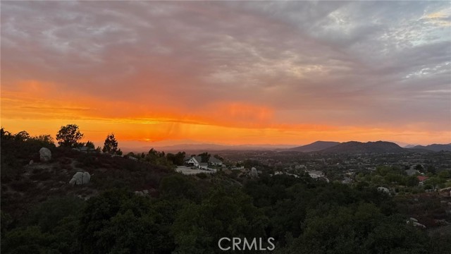 40107 Calle Breve, Temecula CA: https://media.crmls.org/medias/2180885b-3907-43d4-b9c5-6ef26aaed866.jpg