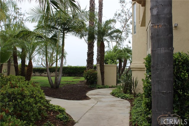 26452 La Scala, Laguna Hills CA: https://media.crmls.org/medias/2180bab7-f4dd-4d76-a8c8-a2c544f4c50a.jpg