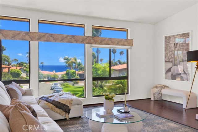 32701 Via Palacio, Rancho Palos Verdes, California 90275, 4 Bedrooms Bedrooms, ,4 BathroomsBathrooms,Residential,For Sale,Via Palacio,OC24140780