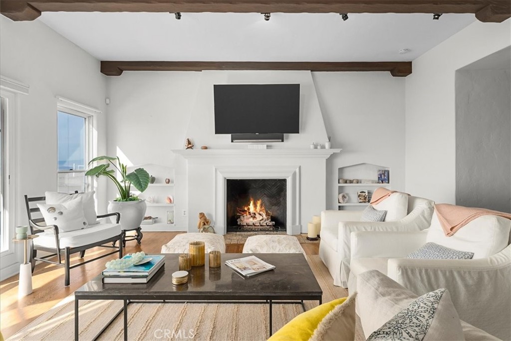 MLS #SB25223099 image #2