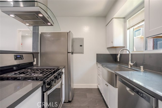 Detail Gallery Image 9 of 22 For 3106 W Victory #C,  Burbank,  CA 91505 - 1 Beds | 1 Baths