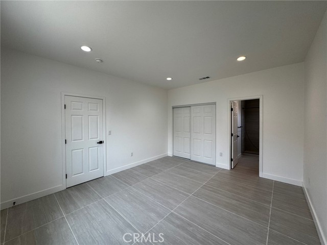 257 E Marker, Long Beach CA: https://media.crmls.org/medias/21844248-8a1a-47d0-a10f-1447bca3d058.jpg