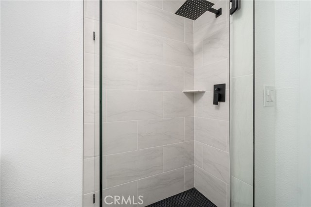 321 W Scott Street, Rialto CA: https://media.crmls.org/medias/2185183a-8705-47e0-8848-b6c5e91a4290.jpg