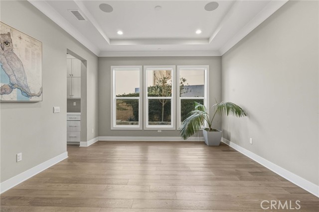 Detail Gallery Image 11 of 49 For 11937 Ancona Way, Porter Ranch,  CA 91326 - 6 Beds | 5/1 Baths