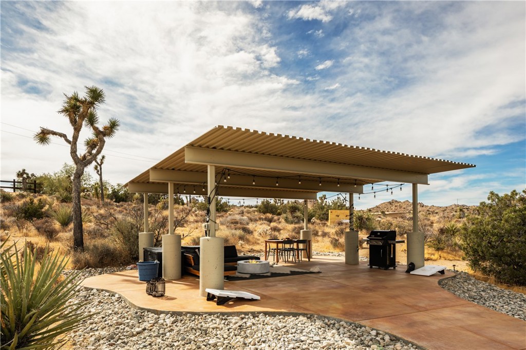 MLS #OC25041427 image #18