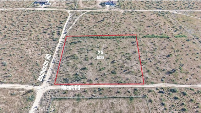 Detail Gallery Image 4 of 8 For 111 Rochester, Phelan,  CA 92371 - – Beds | – Baths