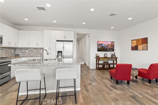 Detail Gallery Image 3 of 36 For 82663 Rosewood Dr, Indio,  CA 92201 - 2 Beds | 2 Baths