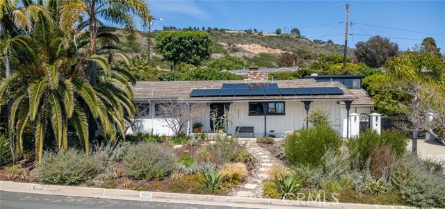 4335 Admirable, Rancho Palos Verdes, California 90275, 4 Bedrooms Bedrooms, ,1 BathroomBathrooms,Residential,For Sale,Admirable,PV26089270