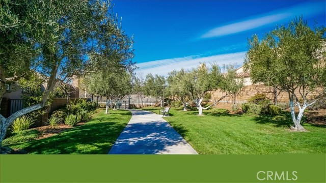 Detail Gallery Image 31 of 35 For 23724 Mahogany Ct, Valencia,  CA 91354 - 2 Beds | 2 Baths