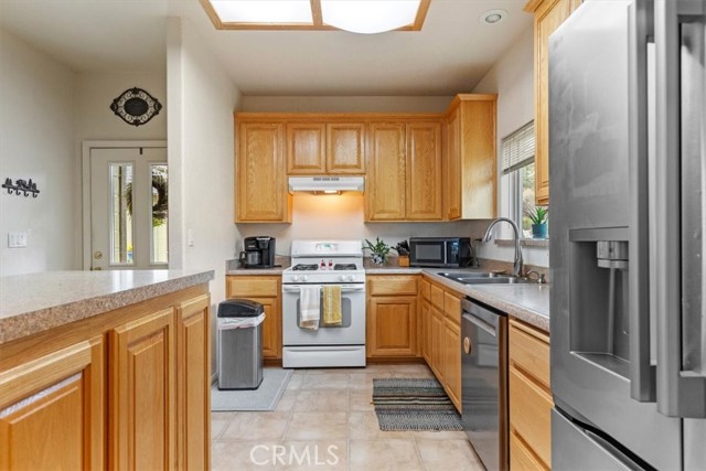 Detail Gallery Image 6 of 73 For 24921 Sunset Way, Tehachapi,  CA 93561 - 2 Beds | 2 Baths