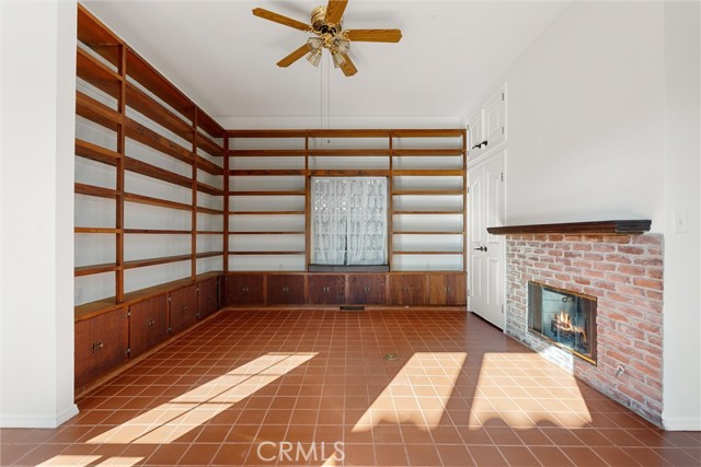 646 Avenue B photo 7