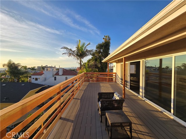 Detail Gallery Image 6 of 25 For 509 N Helberta a,  Redondo Beach,  CA 90277 - 3 Beds | 2 Baths