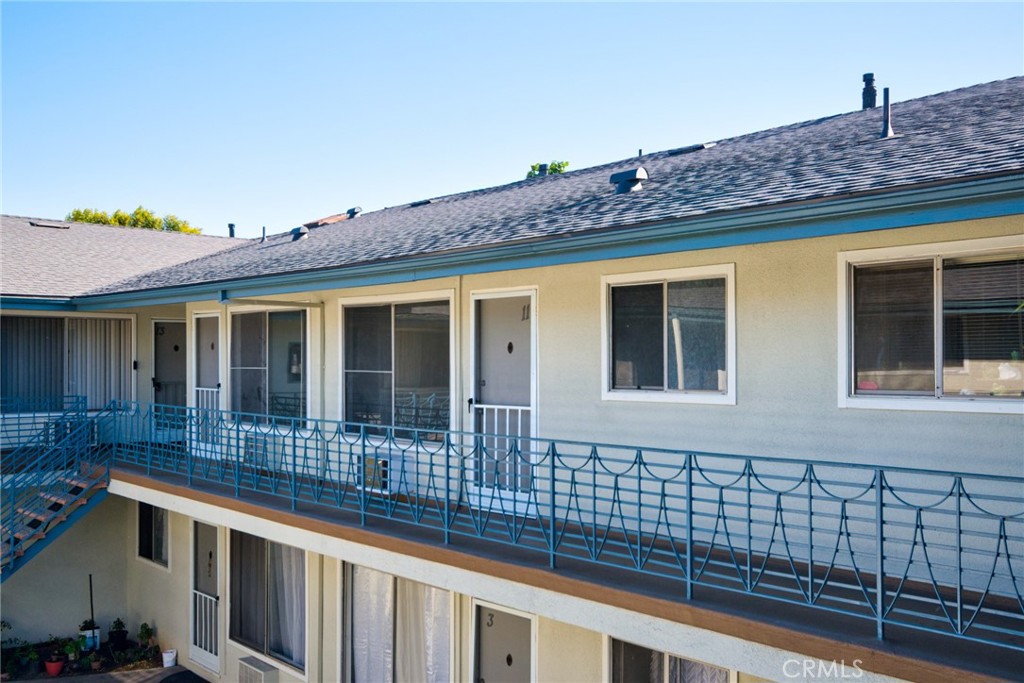 1024 S Atalantic Boulevard #11