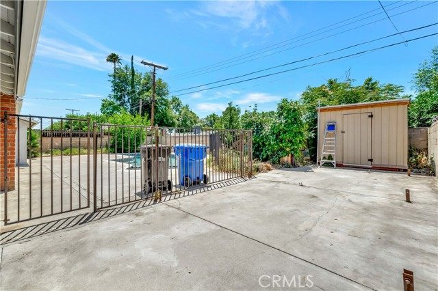 Detail Gallery Image 23 of 28 For 22942 Elkwood St, West Hills,  CA 91304 - 4 Beds | 2 Baths