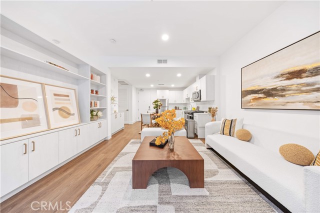 Detail Gallery Image 2 of 46 For 709 E Walnut St #222,  Pasadena,  CA 91101 - 0 Beds | 1 Baths