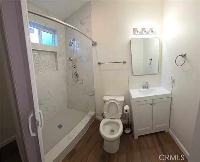 Detail Gallery Image 5 of 7 For 1496 Powell, Riverside,  CA 92501 - 1 Beds | 1 Baths