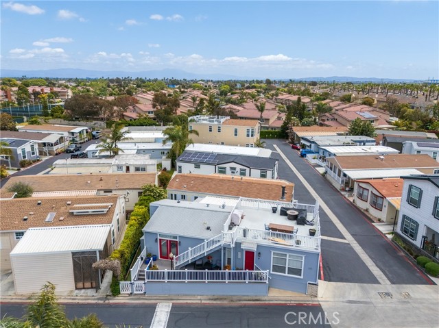 Detail Gallery Image 2 of 36 For 80 Huntington St #630,  Huntington Beach,  CA 92648 - 3 Beds | 2 Baths