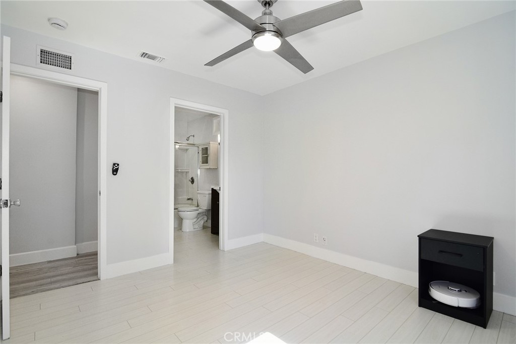 Thumbnail 17