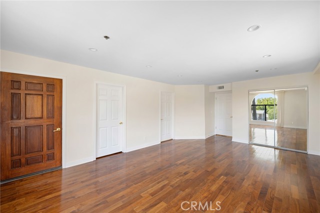 Detail Gallery Image 19 of 35 For 1165 Linden Ave a,  Glendale,  CA 91201 - 3 Beds | 3/1 Baths