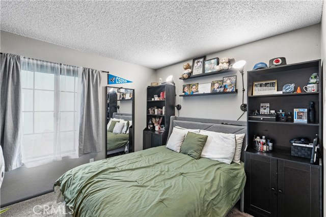 Detail Gallery Image 14 of 28 For 554 W Mariposa, Rialto,  CA 92376 - 4 Beds | 2 Baths