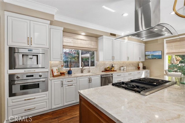 Detail Gallery Image 14 of 60 For 16 Marble Creek, Coto de Caza,  CA 92679 - 4 Beds | 4 Baths