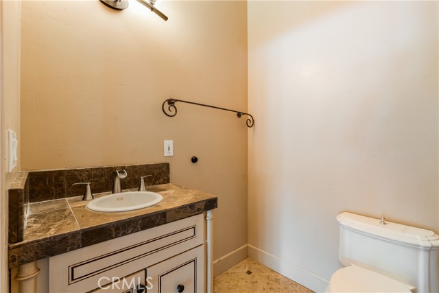 Detail Gallery Image 36 of 75 For 3230 Nacimiento Lake Dr, Paso Robles,  CA 93446 - 7 Beds | 3/1 Baths