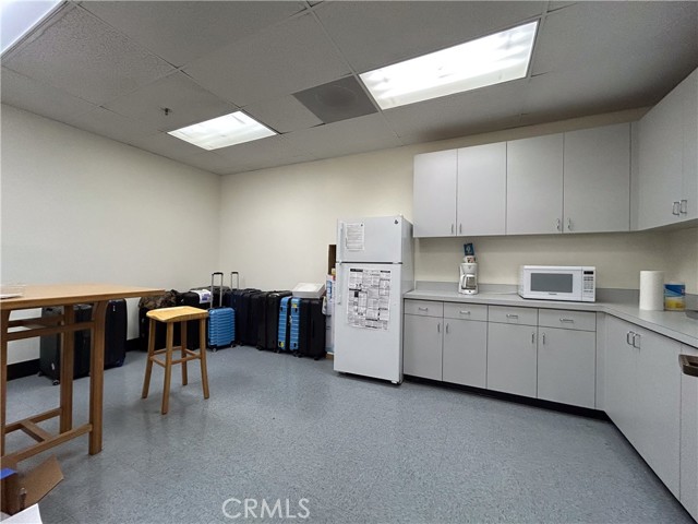 16018 Adelante Street, Irwindale, California 91702, ,Commercial Lease,For Rent,16018 Adelante Street,CRAR25065200