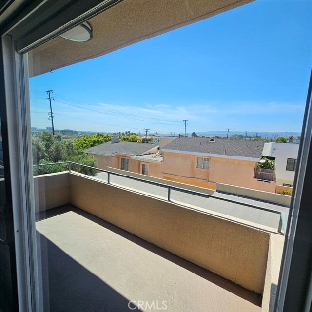 Detail Gallery Image 8 of 11 For 209 S Prospect Ave #101,  Redondo Beach,  CA 90277 - 1 Beds | 1 Baths
