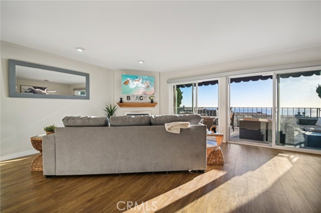 Detail Gallery Image 14 of 75 For 25912 Vista Dr, Dana Point,  CA 92624 - 3 Beds | 2/1 Baths