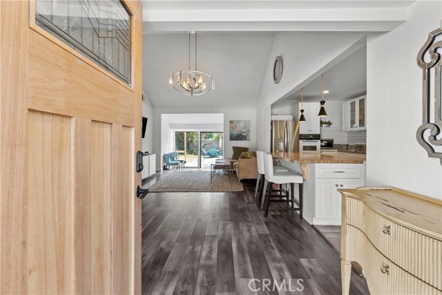 15756 Hart Street photo 2