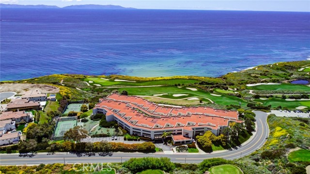 3200 La Rotonda Drive, Rancho Palos Verdes, California 90275, ,Residential Income,For Sale,La Rotonda,SB25249999 3200 La Rotonda Drive, Rancho Palos Verdes, California 90275, ,Residential Income,For Sale,La Rotonda,SB25249999
