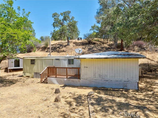 37876 Road 600, Raymond CA: https://media.crmls.org/medias/218fb95a-34f2-4f1d-9fc8-6788eba8095b.jpg