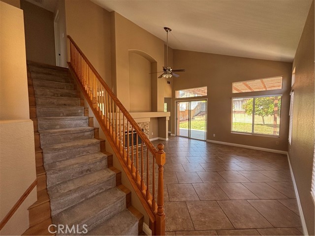 43545 Corte Logrono, Temecula CA: https://media.crmls.org/medias/21900974-a98e-4015-a9a6-1391b049371d.jpg