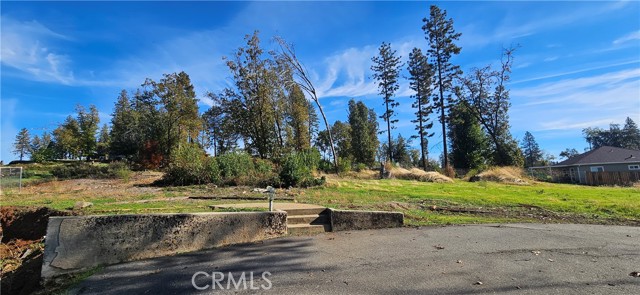 Detail Gallery Image 5 of 13 For 375 Valley View, Paradise,  CA 95969 - – Beds | – Baths