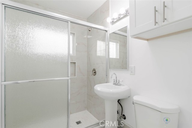 Detail Gallery Image 14 of 20 For 1116 S Berendo St #2,  Los Angeles,  CA 90006 - 2 Beds | 1 Baths