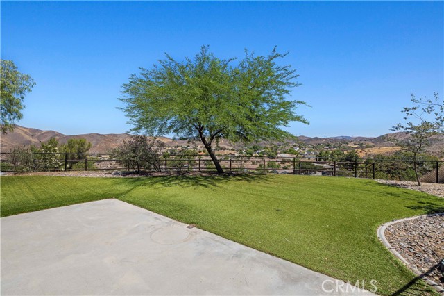 13620 Pales, Agua Dulce CA: https://media.crmls.org/medias/21925ccc-6458-405d-b582-7c08459f6159.jpg