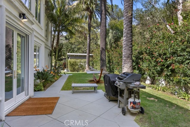 Detail Gallery Image 23 of 61 For 1756 Clear View Dr, Beverly Hills,  CA 90210 - 6 Beds | 6/1 Baths