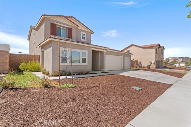 539 Hydrangea Street, Hemet CA: https://media.crmls.org/medias/2192d39a-fcd2-4476-9728-f329f091c6d9.jpg