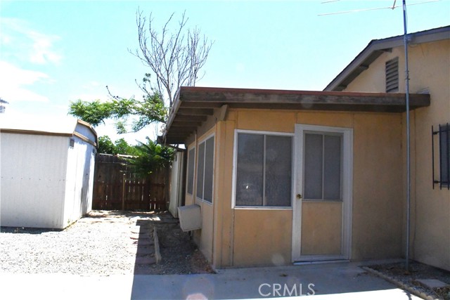 1956 Calle Arboleda, Hemet CA: https://media.crmls.org/medias/2192d61a-fa32-4d05-ab6a-3f36f7b5dbbc.jpg