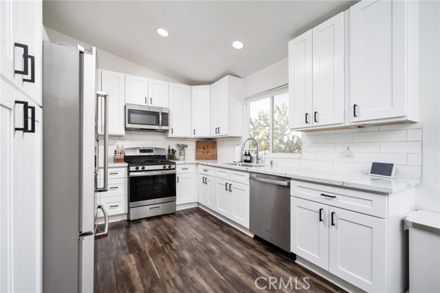 Detail Gallery Image 2 of 56 For 56488 El Dorado Dr, Yucca Valley,  CA 92284 - 3 Beds | 2 Baths