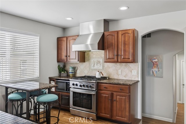 Detail Gallery Image 27 of 75 For 28 10th Ct (9th St Walkstreet), Hermosa Beach,  CA 90254 - 4 Beds | 3/2 Baths