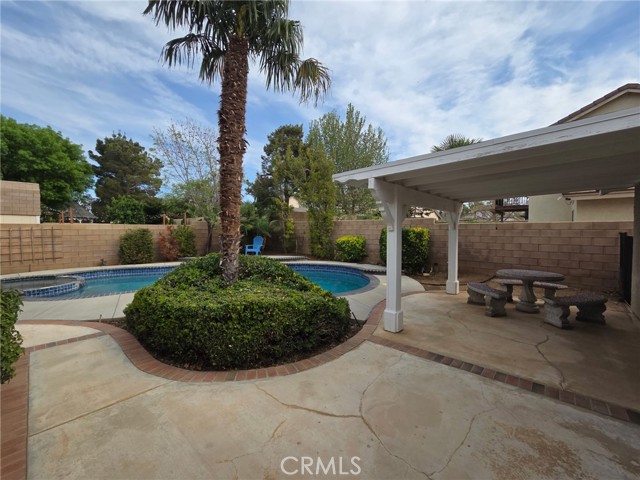 Detail Gallery Image 5 of 23 For 40432 Aster, Palmdale,  CA 93551 - 4 Beds | 2 Baths